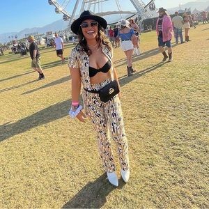 COWGIRL JEAN AND BUTTON UP SET